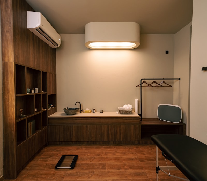 A calm, light-filled treatment room at the clinic